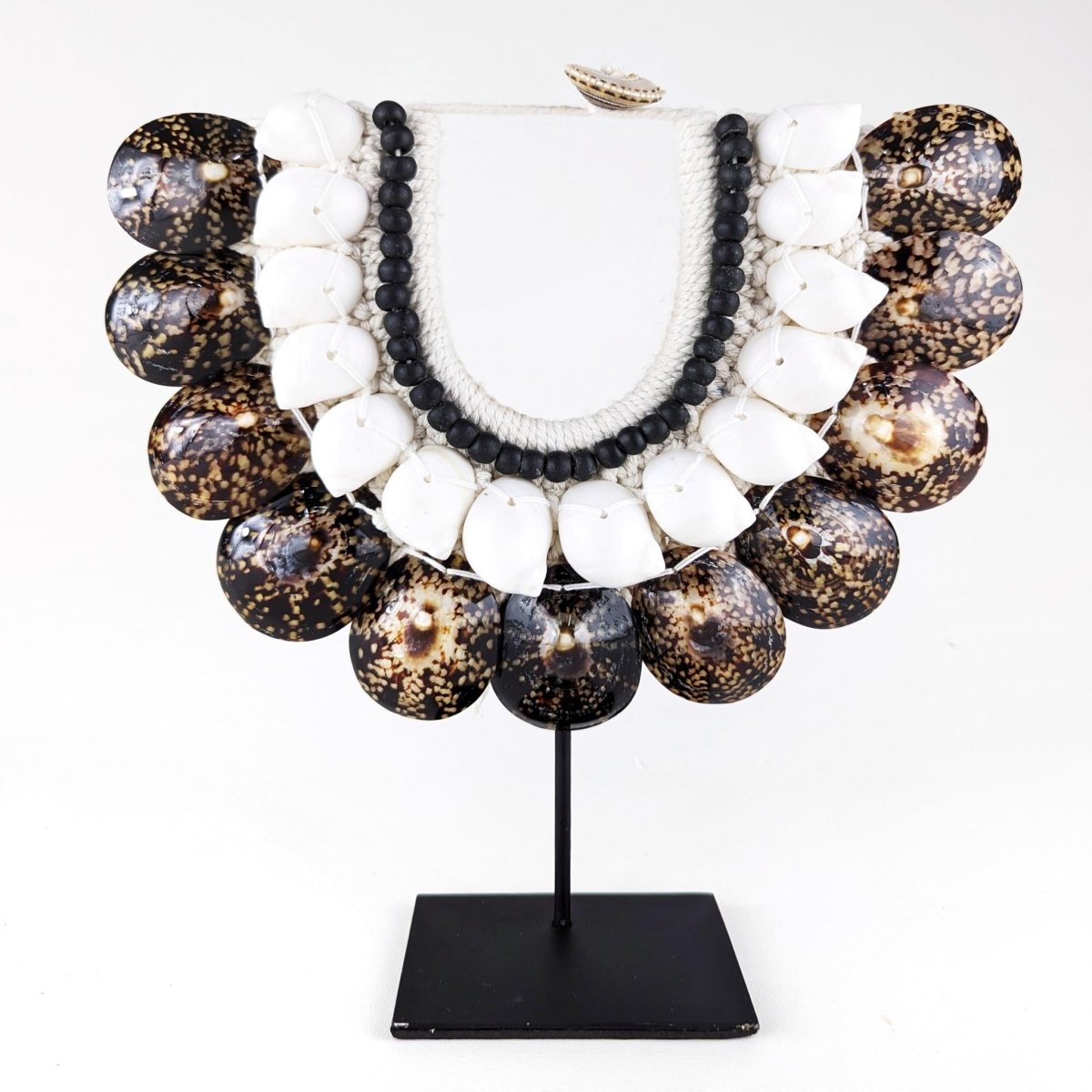 Brown Shell Necklace with stand