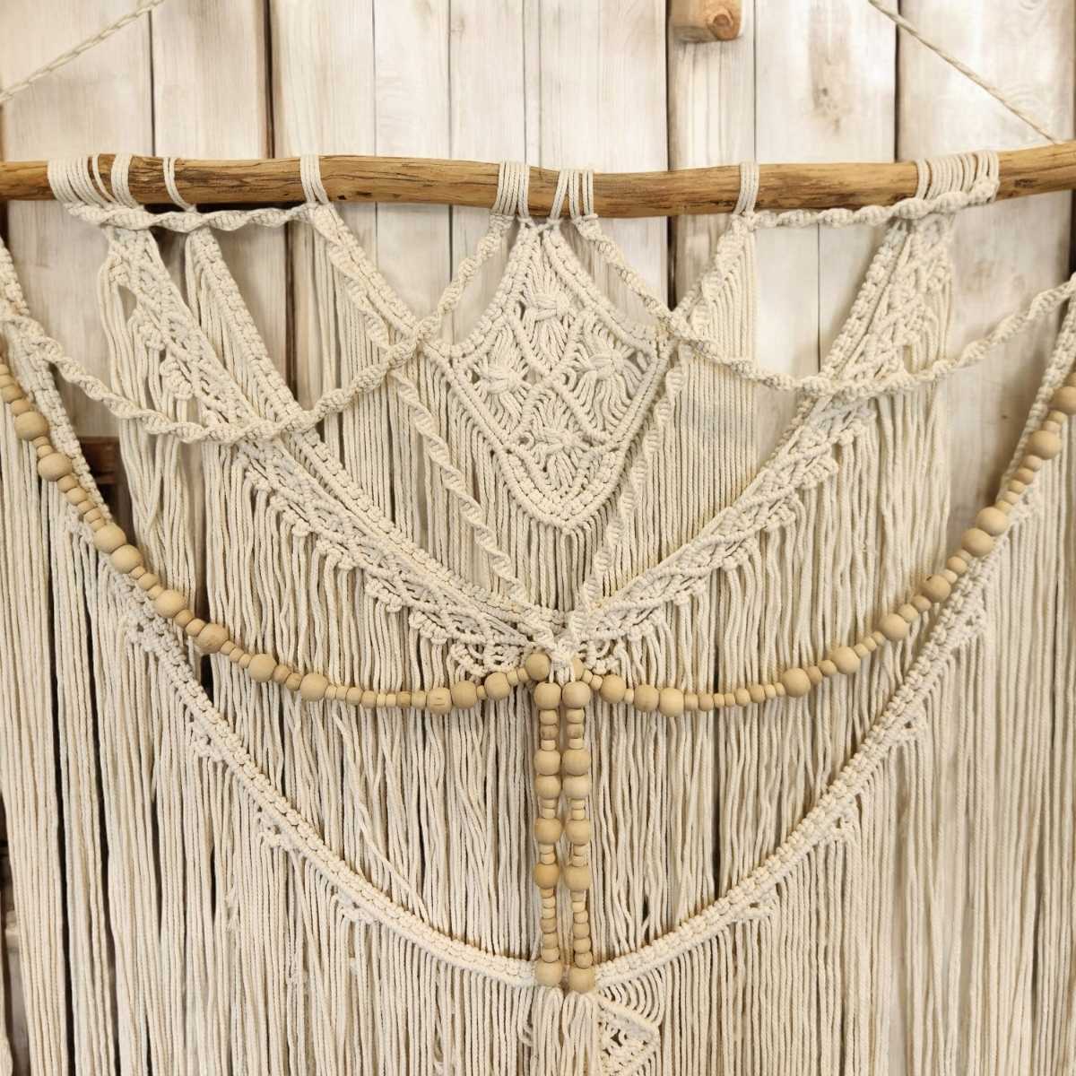 Beachy Decor Coastal and Beach Decor