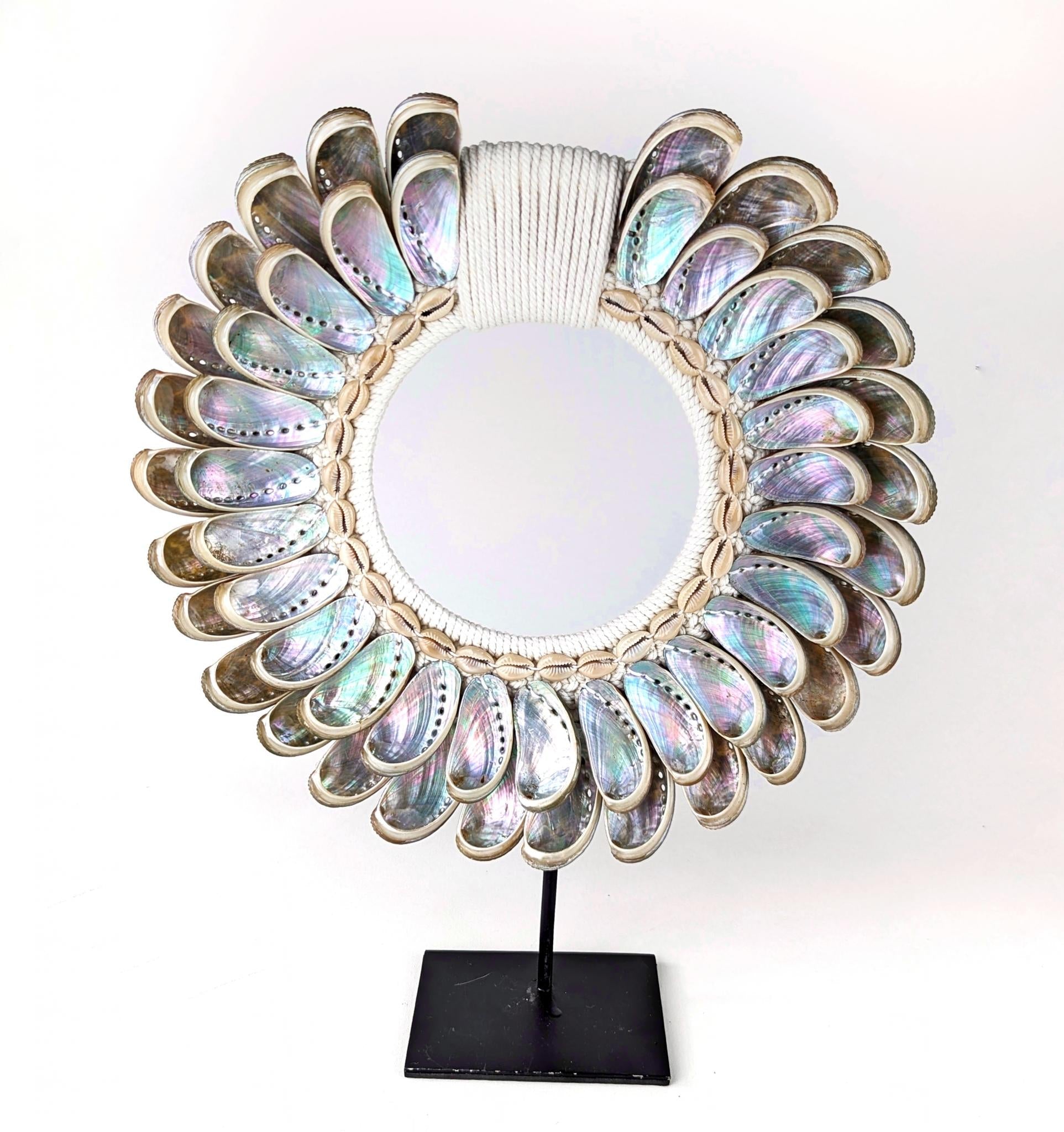Mutiara Shell Necklace Home Decor