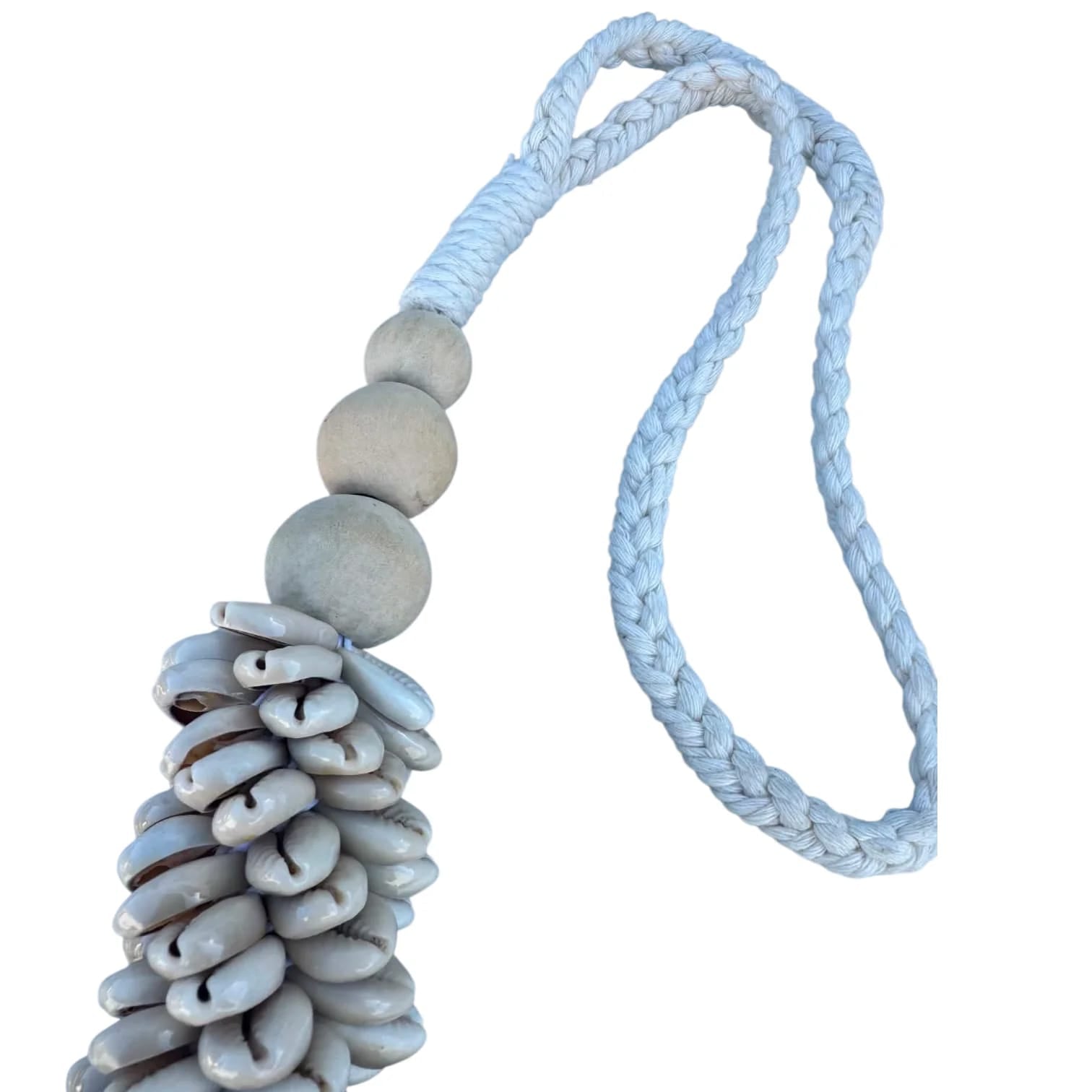 Braided Hanger with Natural Shells